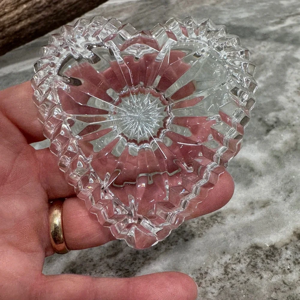 P. Lutz Signed 1998 Vintage Crystal Heart Ring Holder Dish Clear Cut Glass